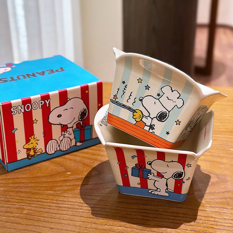 Food Snacks Brands - Snoopy Co-Branded Ceramic Popcorn Bowl Large